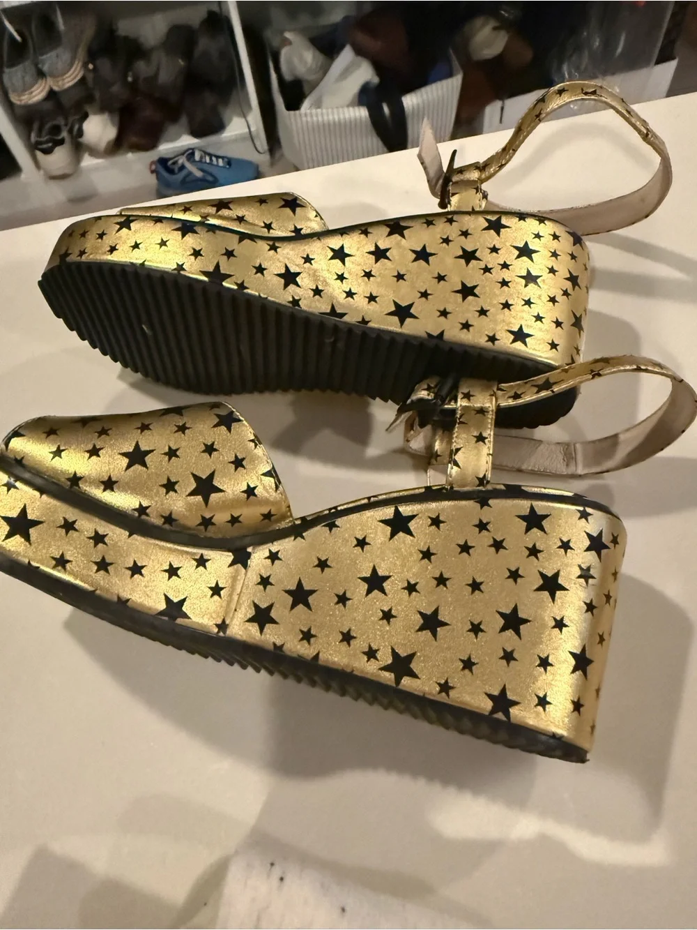 N/A star sandals shape